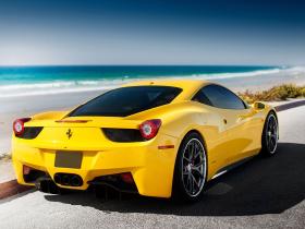 新能源汽车产销两旺