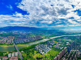 金漪湖:荒山之上崛起一座产业新城